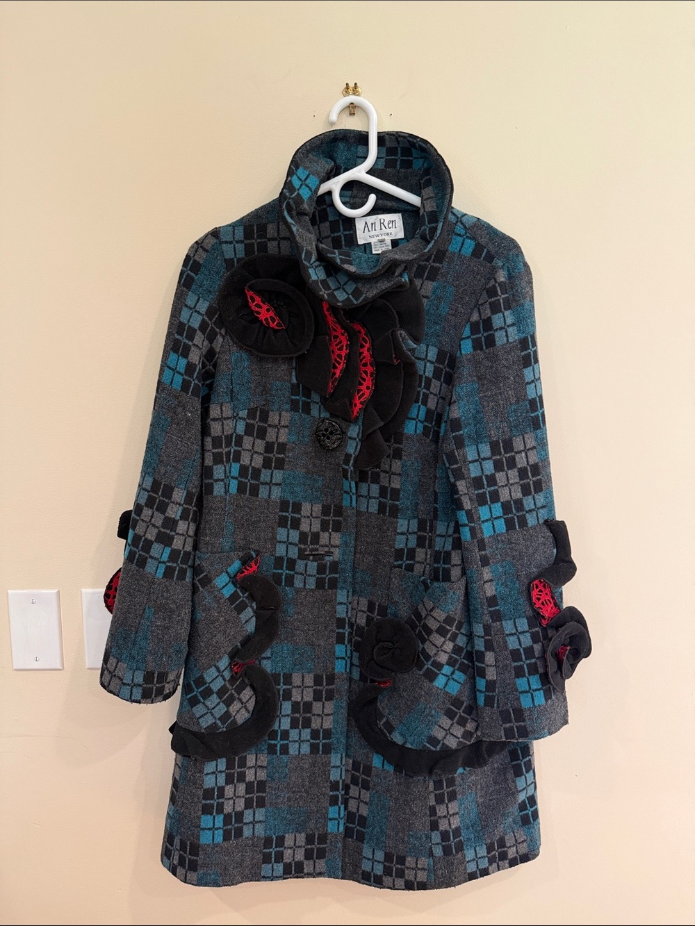 Vintage An Ren Teal & Gray Plaid Coat with Decorative Flowers
